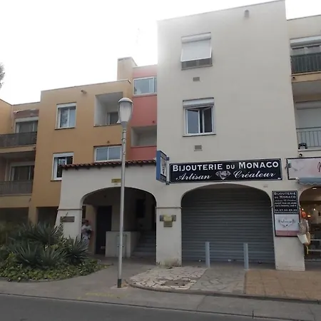 Nice Cosy And Bright Apt With Balcony In *